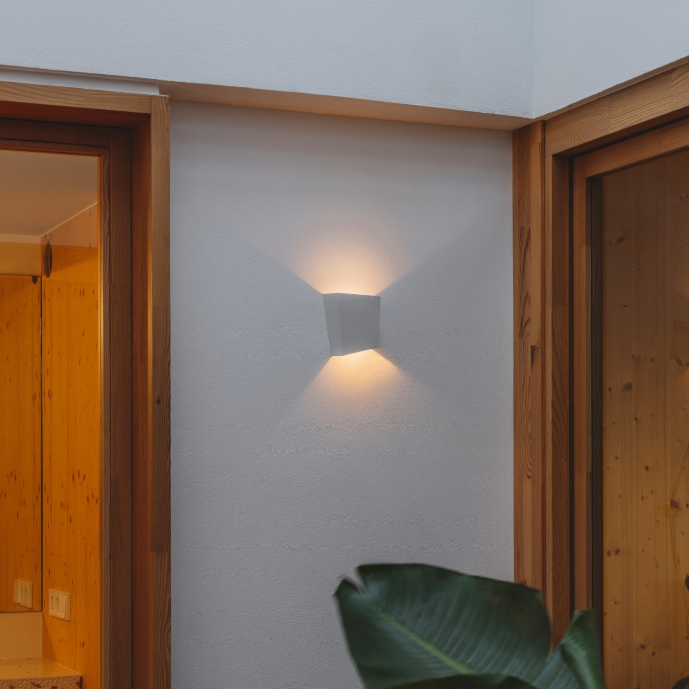 VIBIA BREAK PLUS sieninis lauko šviestuvas