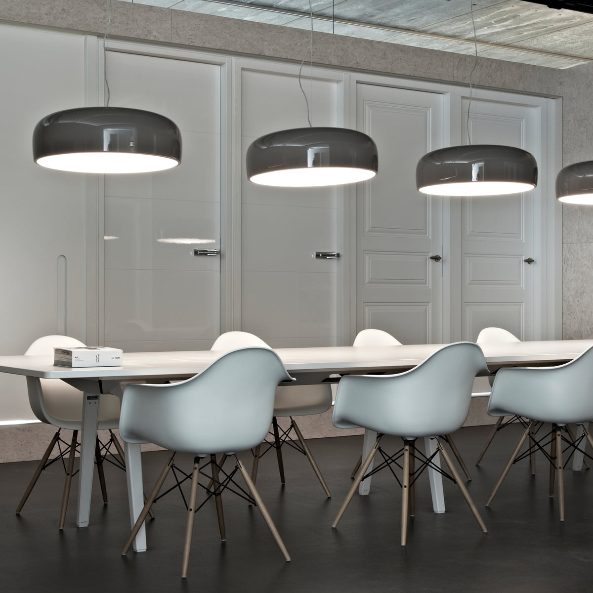 Flos Smithfield Suspension Pro pakabinamas šviestuvas