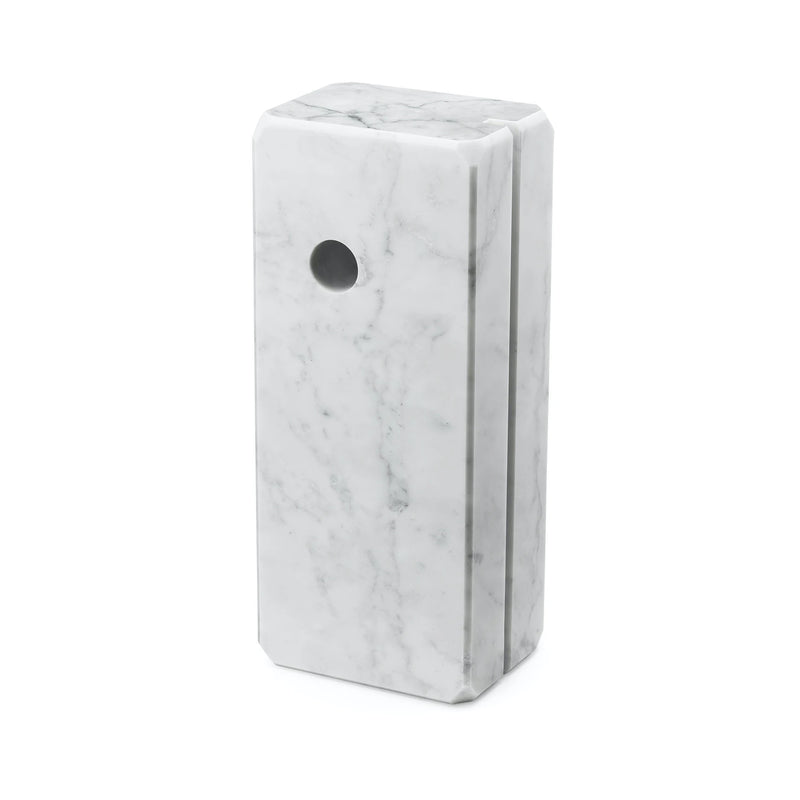Flos arco šviestuvo pagrindas pagamintas iš balto carrara marmuro
