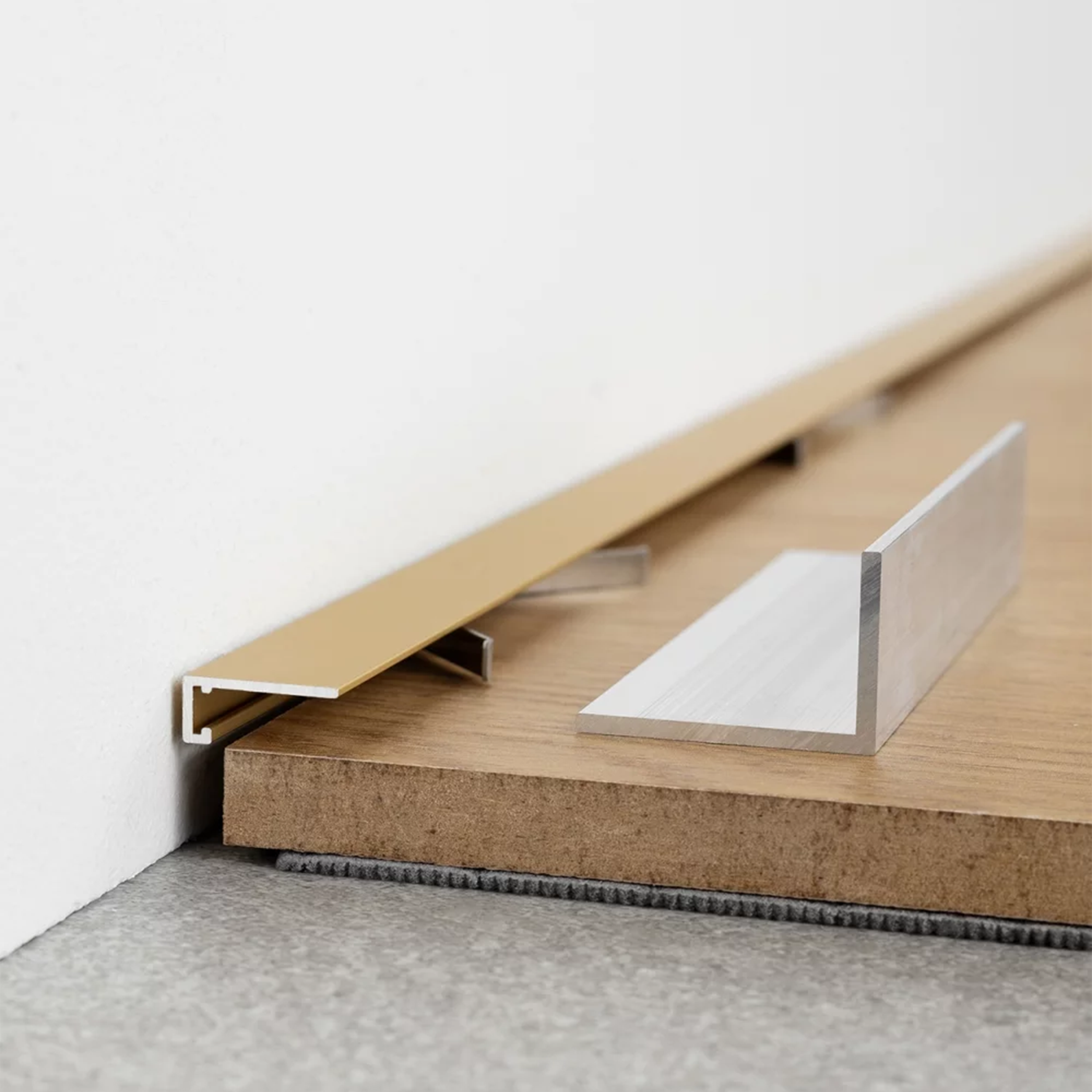 Mini grindjuostė auksinės spalvos aliuminė anoduota | makeyourcasa.lt