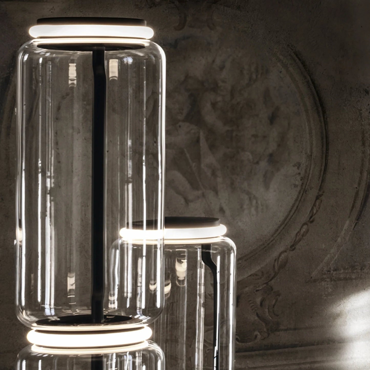 Flos Noctambule Low Cylinder Small Base pastatomas šviestuvas