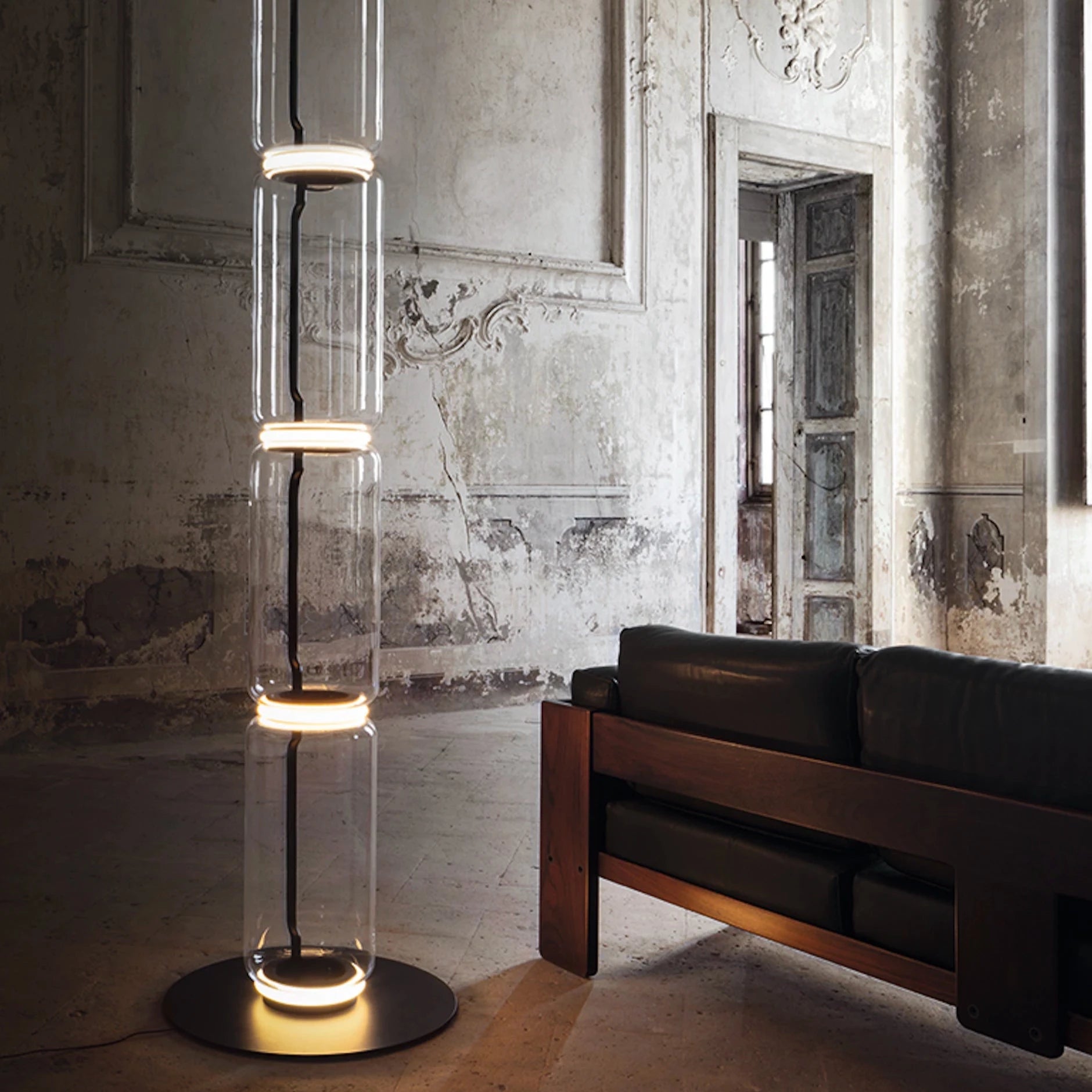 Flos Noctambule High Cylinder Small Base pastatomas šviestuvas