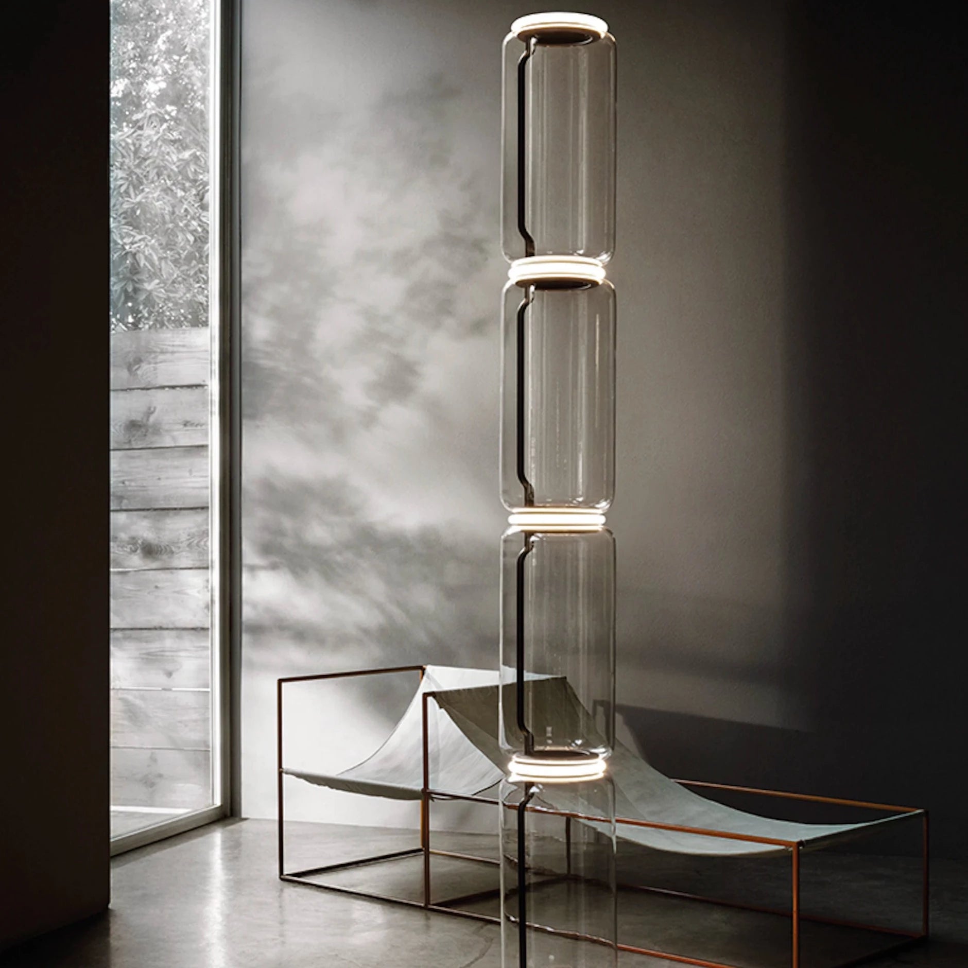 Flos Noctambule High Cylinder Small Base pastatomas šviestuvas