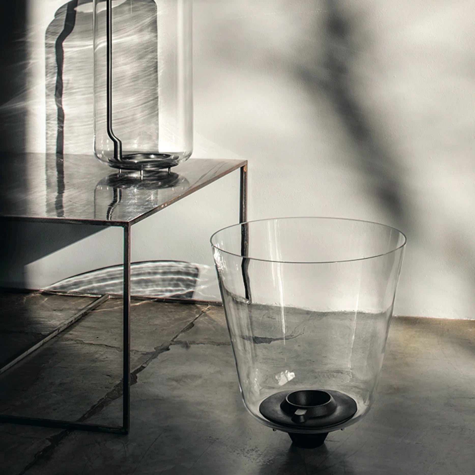 Flos Noctambule Floor High Cylinder Cone pastatomas šviestuvas