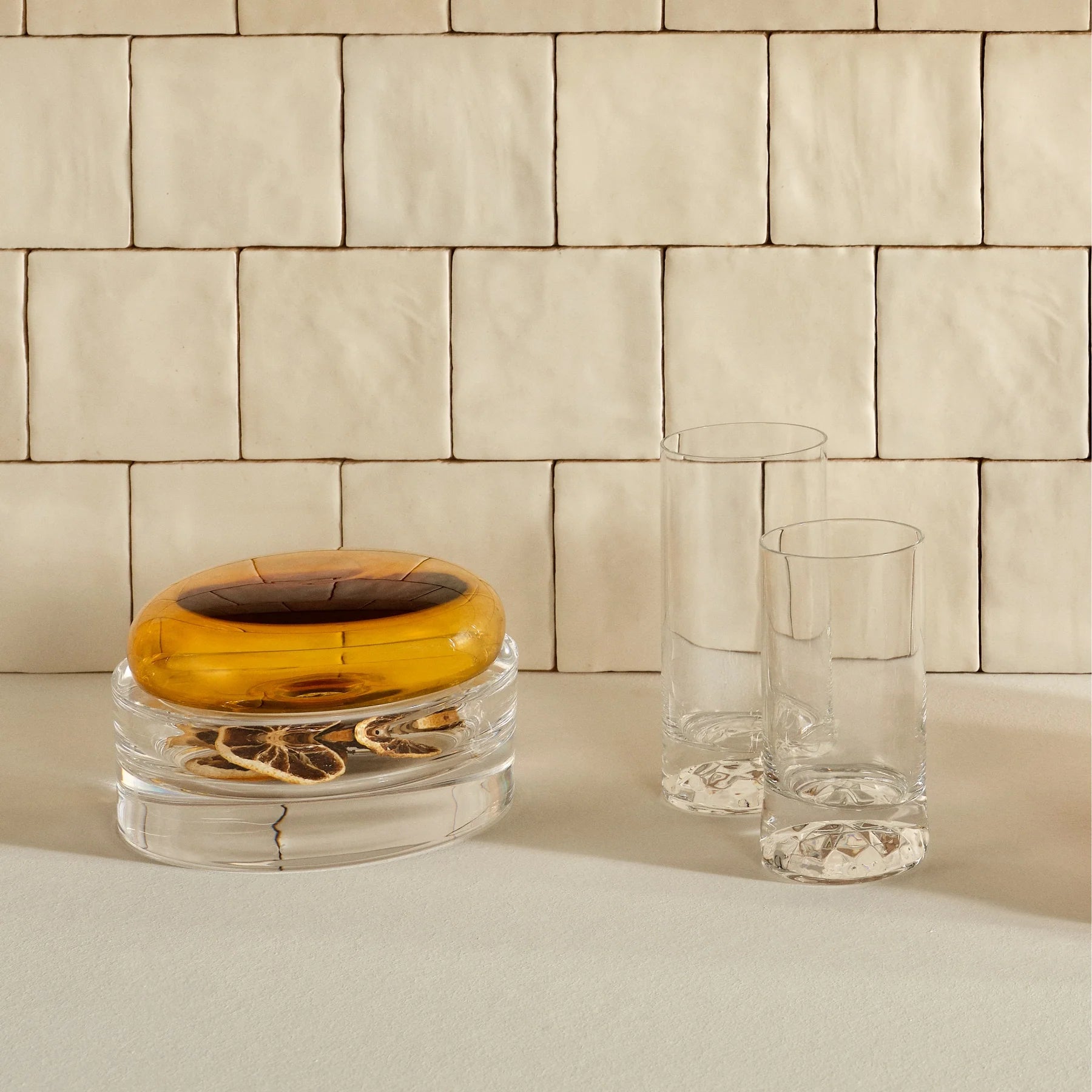 Nude Glass Ecrin indas su dangteliu