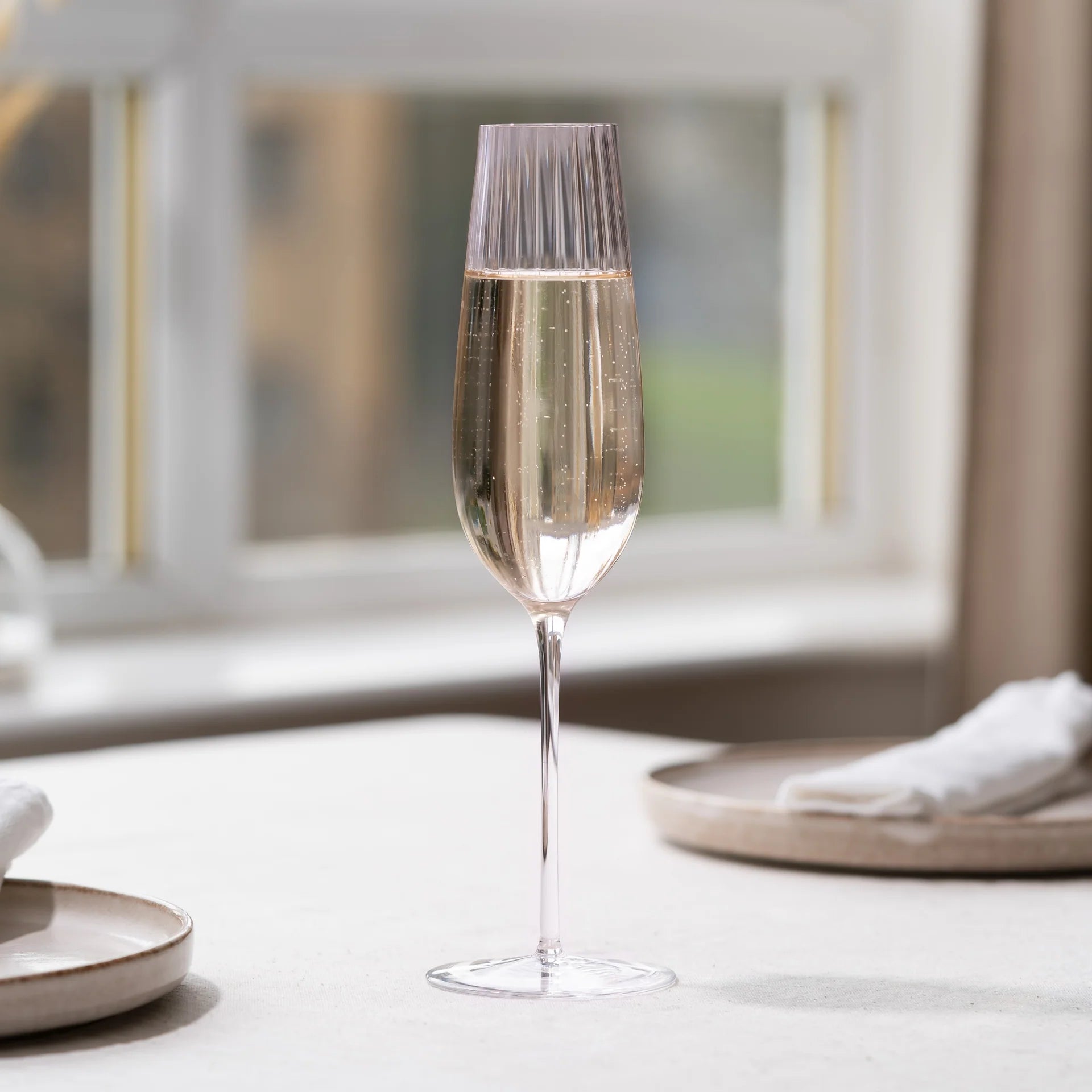 Nude Glass 200 ml Round Up Dusty Rose šampano taurė, 2 vnt.