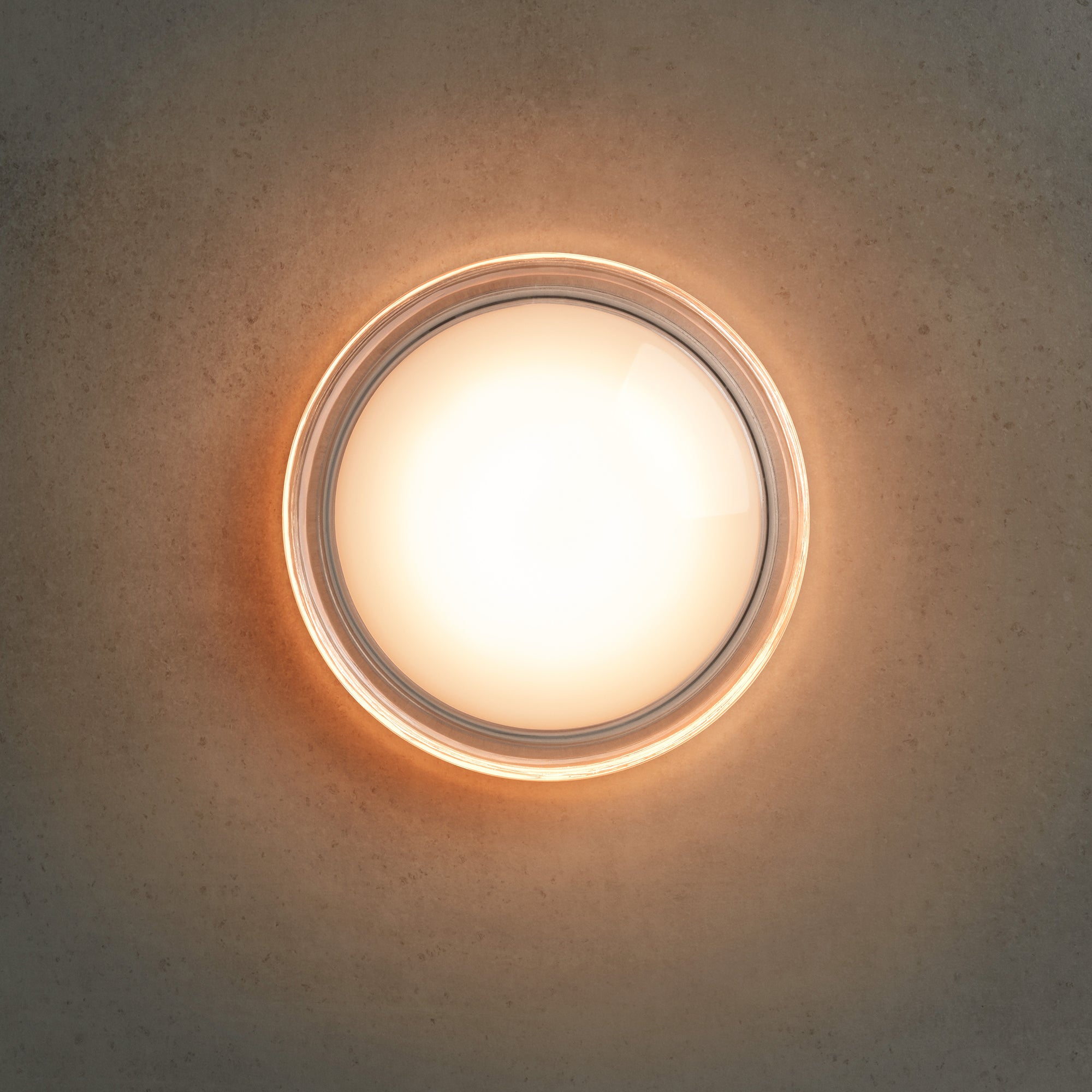 VIBIA DOTS GLASS OUTDOOR 4680 sieninis lauko šviestuvas