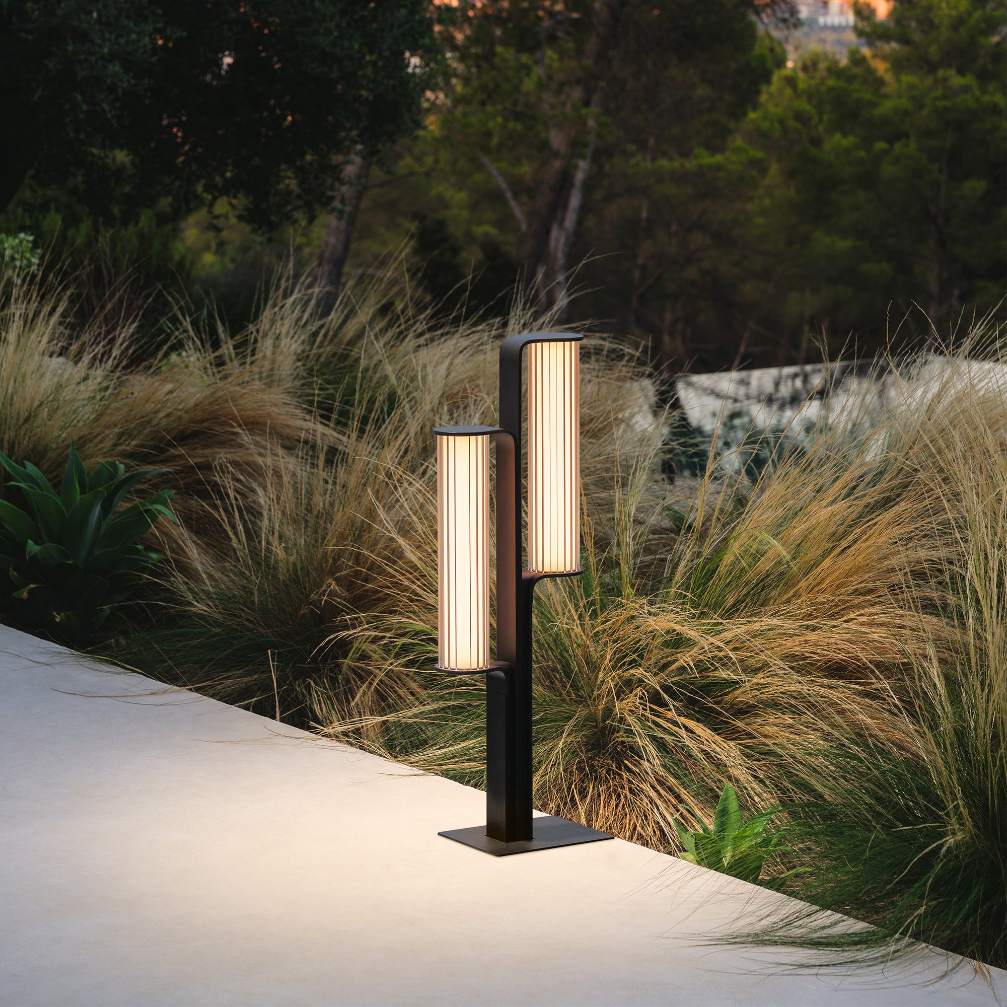 VIBIA CLASS OUTDOOR 2800 / 2805 pastatomas lauko šviestuvas