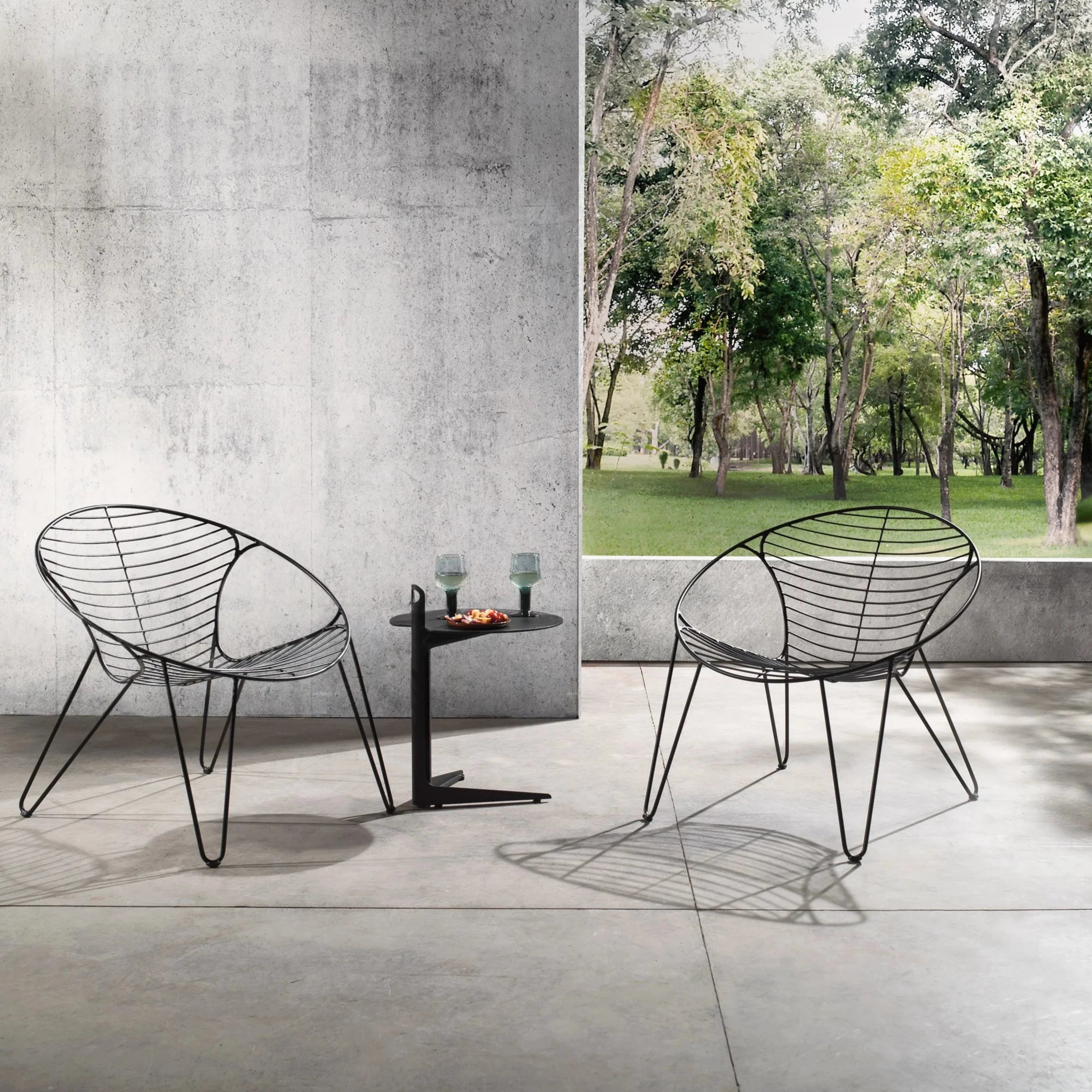 Joli Wire Low Armchair fotelis