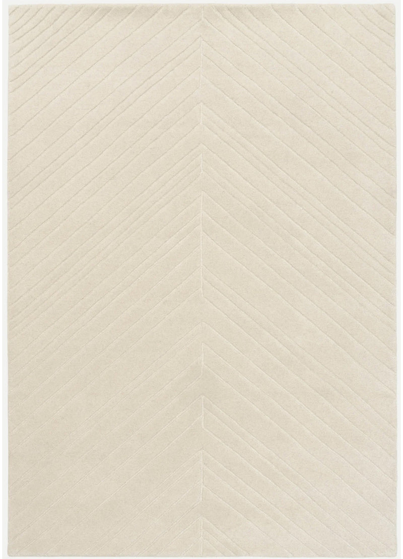 Šviesus smėlinės spalvos natūralios vilnos kilimas su eglutės raštu. Makeyourcasa.lt | Fargotex | Carpetdecor