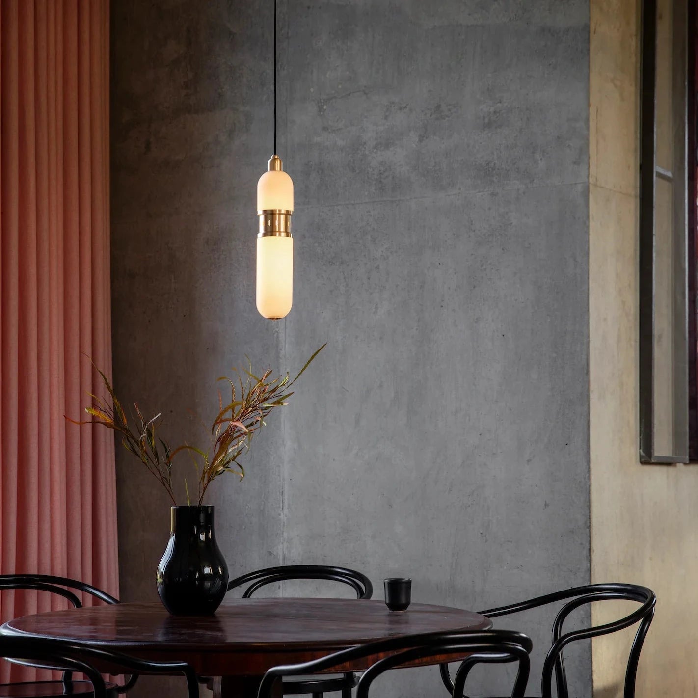 Bert Frank Occulo pakabinamas šviestuvas