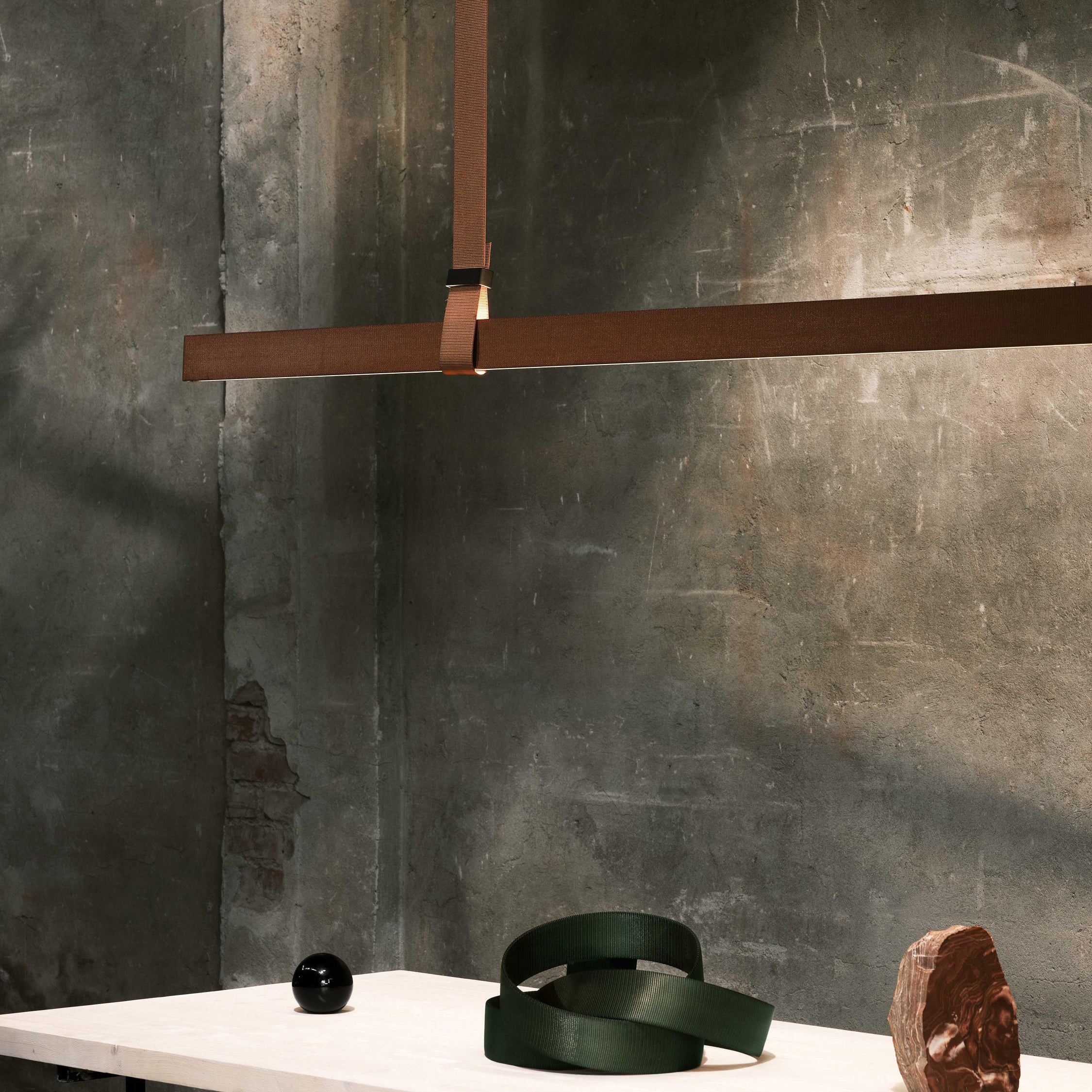 Flos Belt Fabric 2000 mm Cooper Brown pakabinamas šviestuvas
