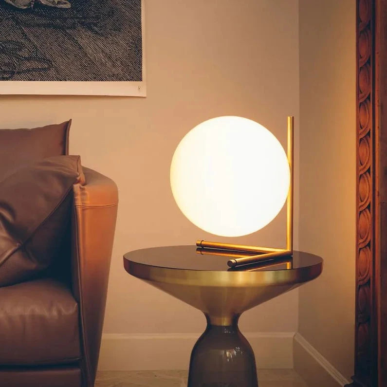 Flos IC Lights T2 stalinis šviestuvas
