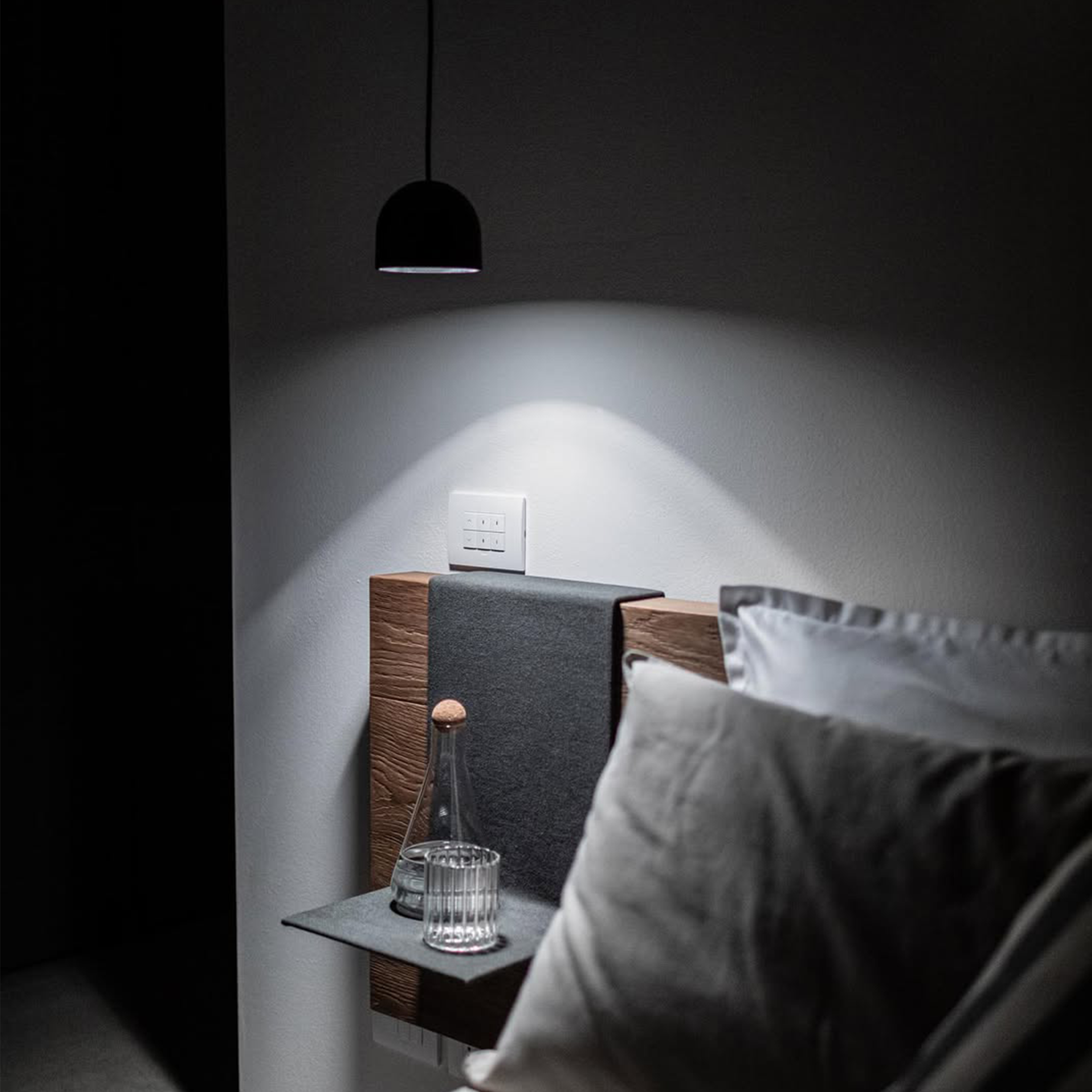 Flos Wan Suspension pakabinamas šviestuvas