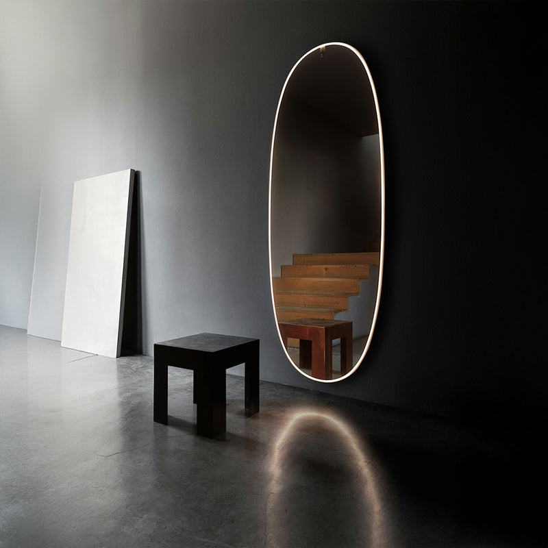 Flos La Plus Belle sieninis LED veidrodis