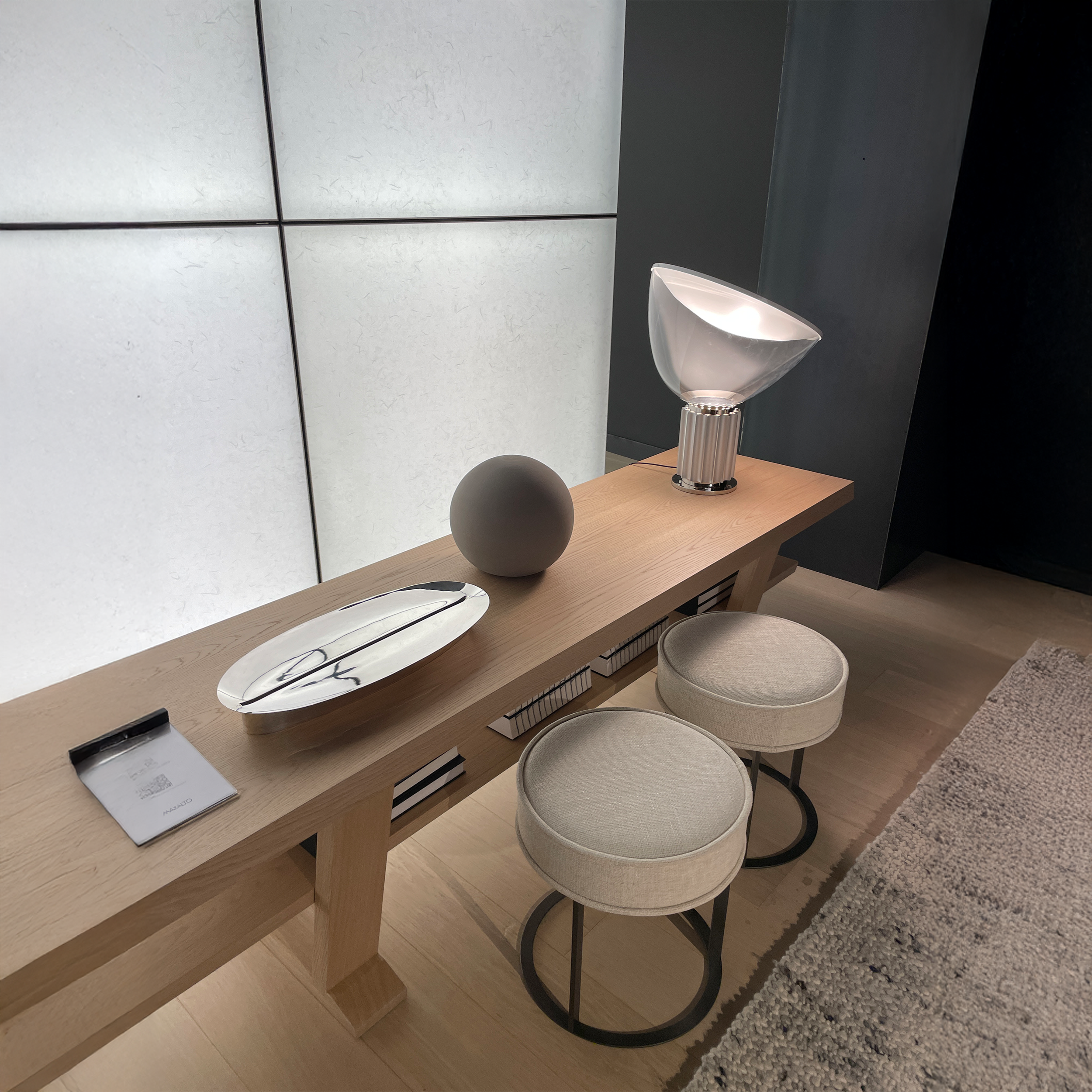 Taccia dizaino autoriai Castiglioni broliai