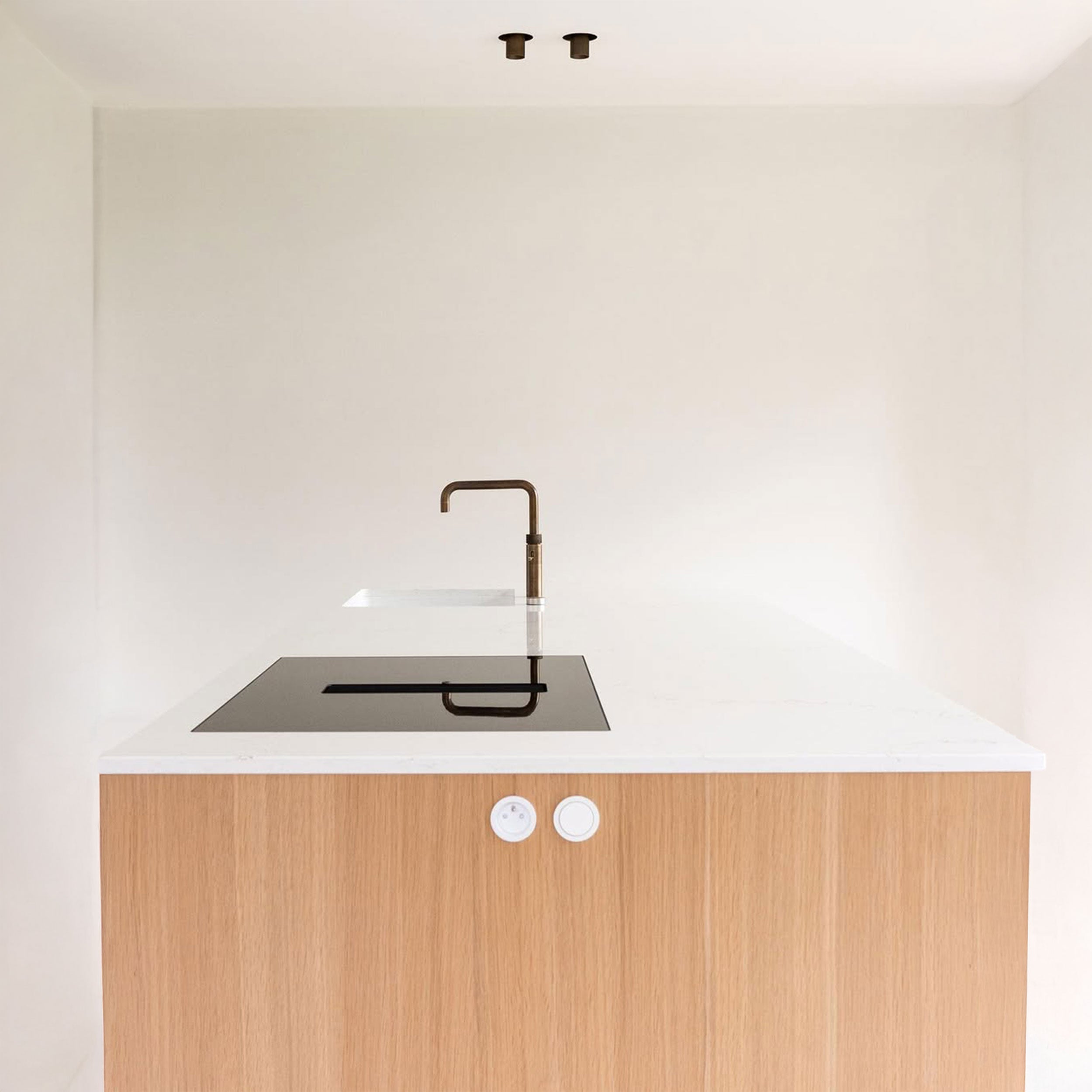 Prado light + motion | long