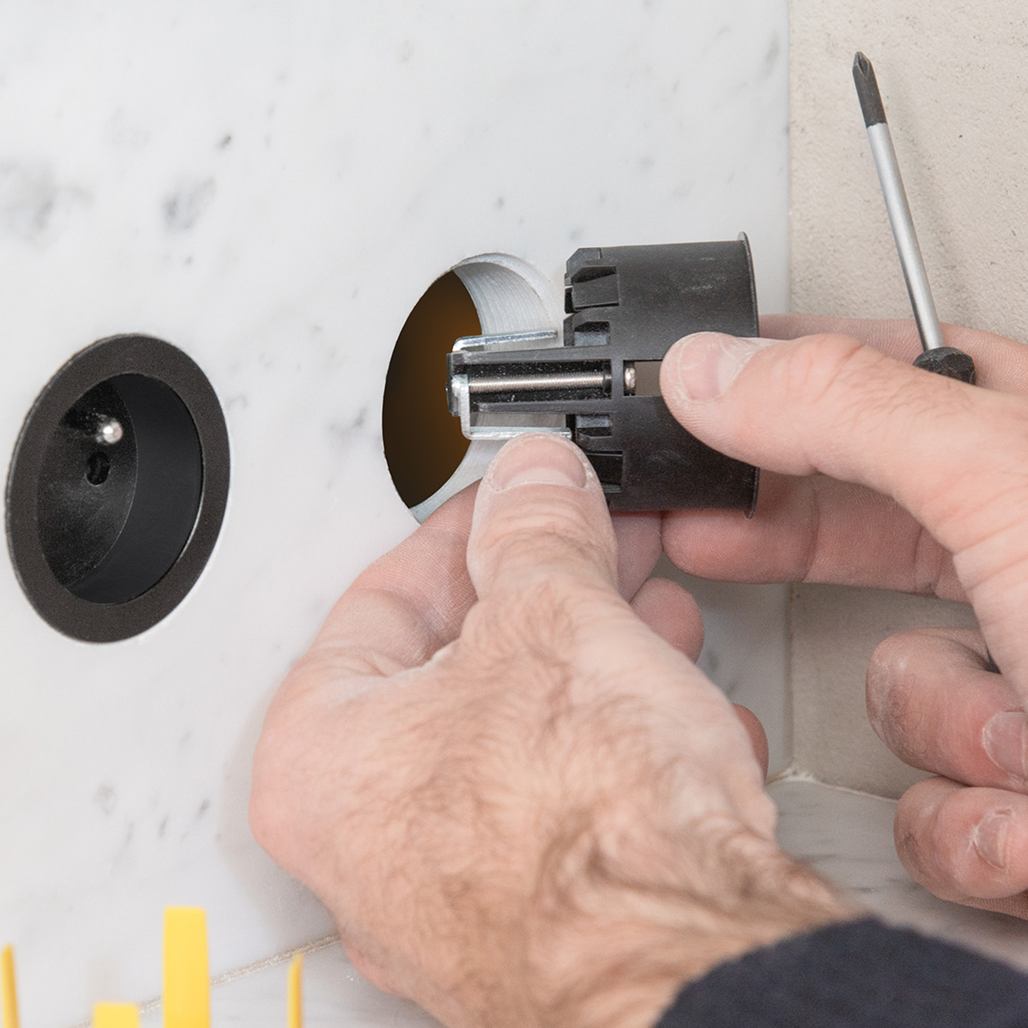 Rond 2.0 | Multifit holder rėmelis medžiui, plokštei, akmeniui