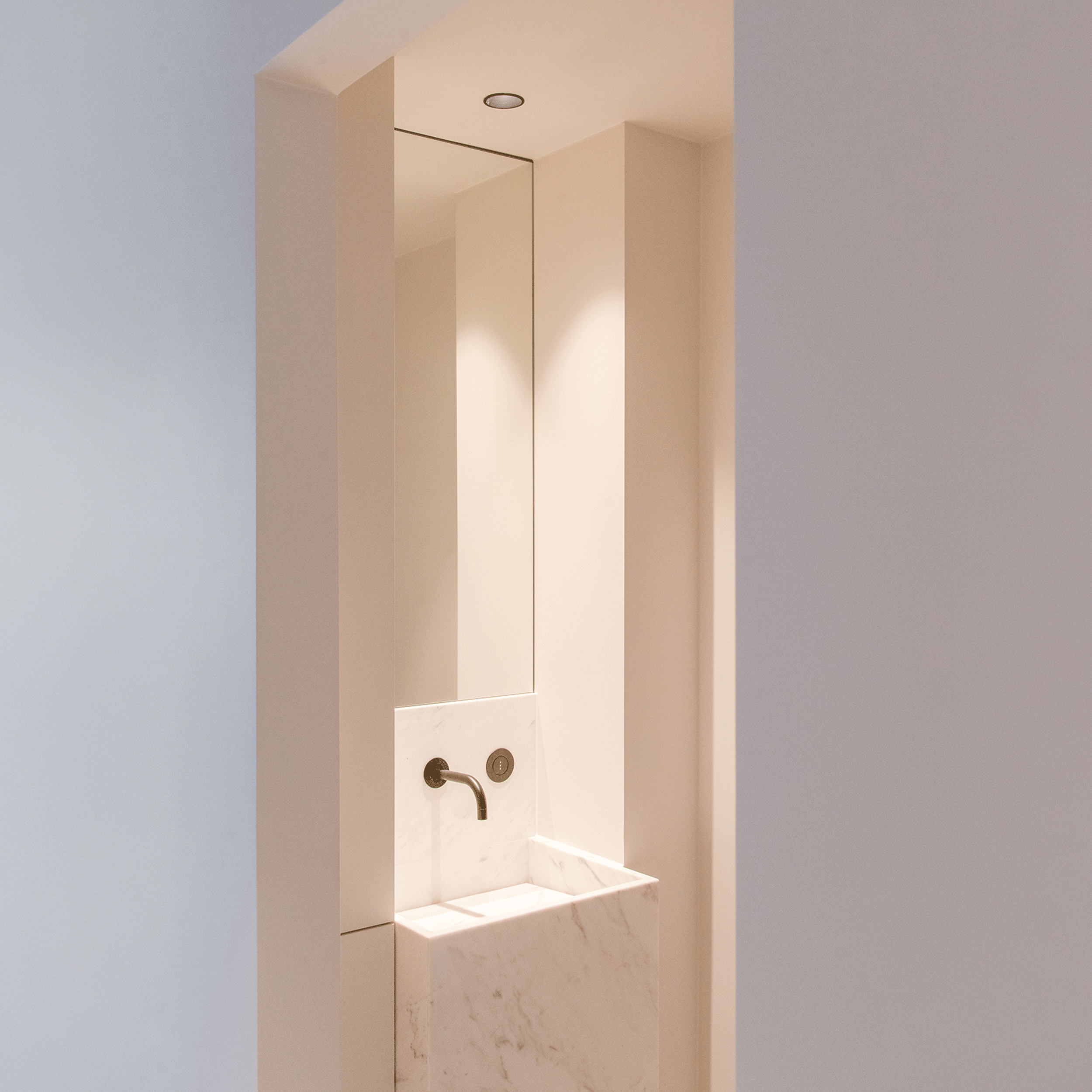 Prado trim spot | long