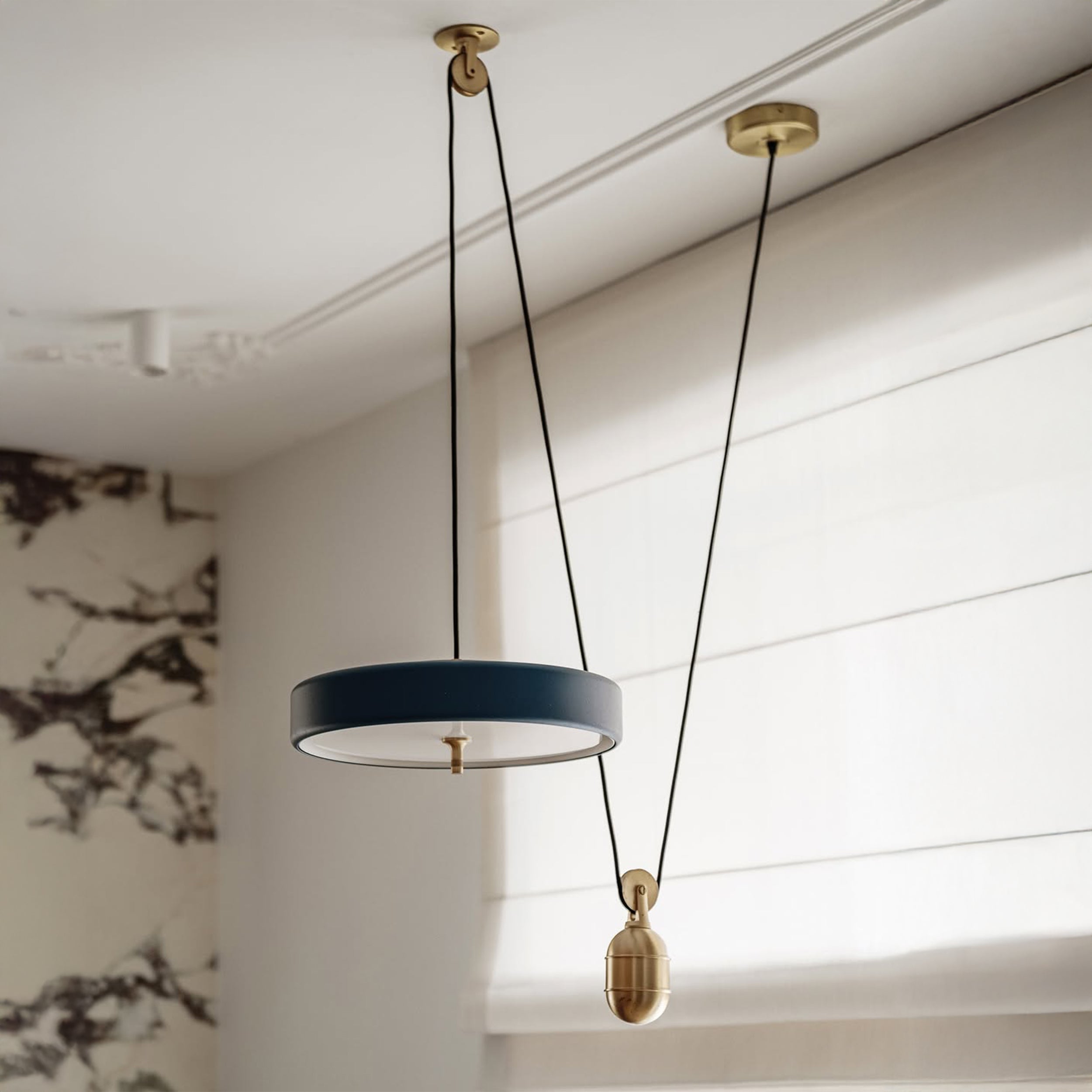 Bert Frank Revolve Rise & Fall pakabinamas šviestuvas