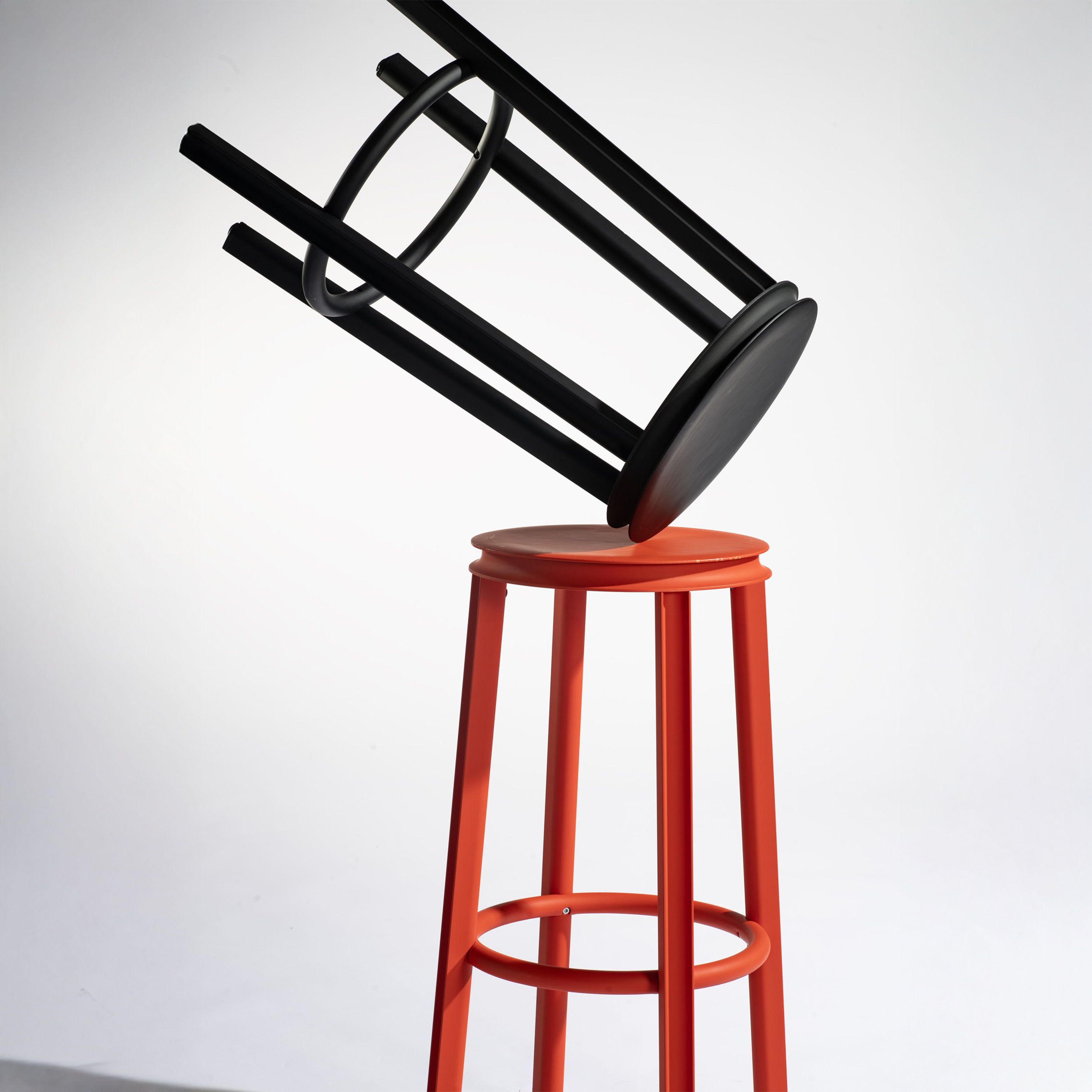 Maxdesign Runout baro kėdė