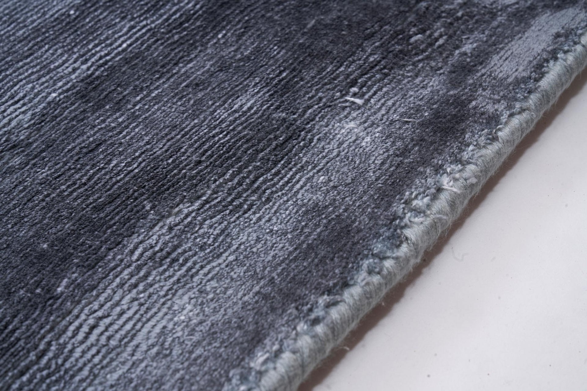 PLAIN STEEL GREY Kilimas