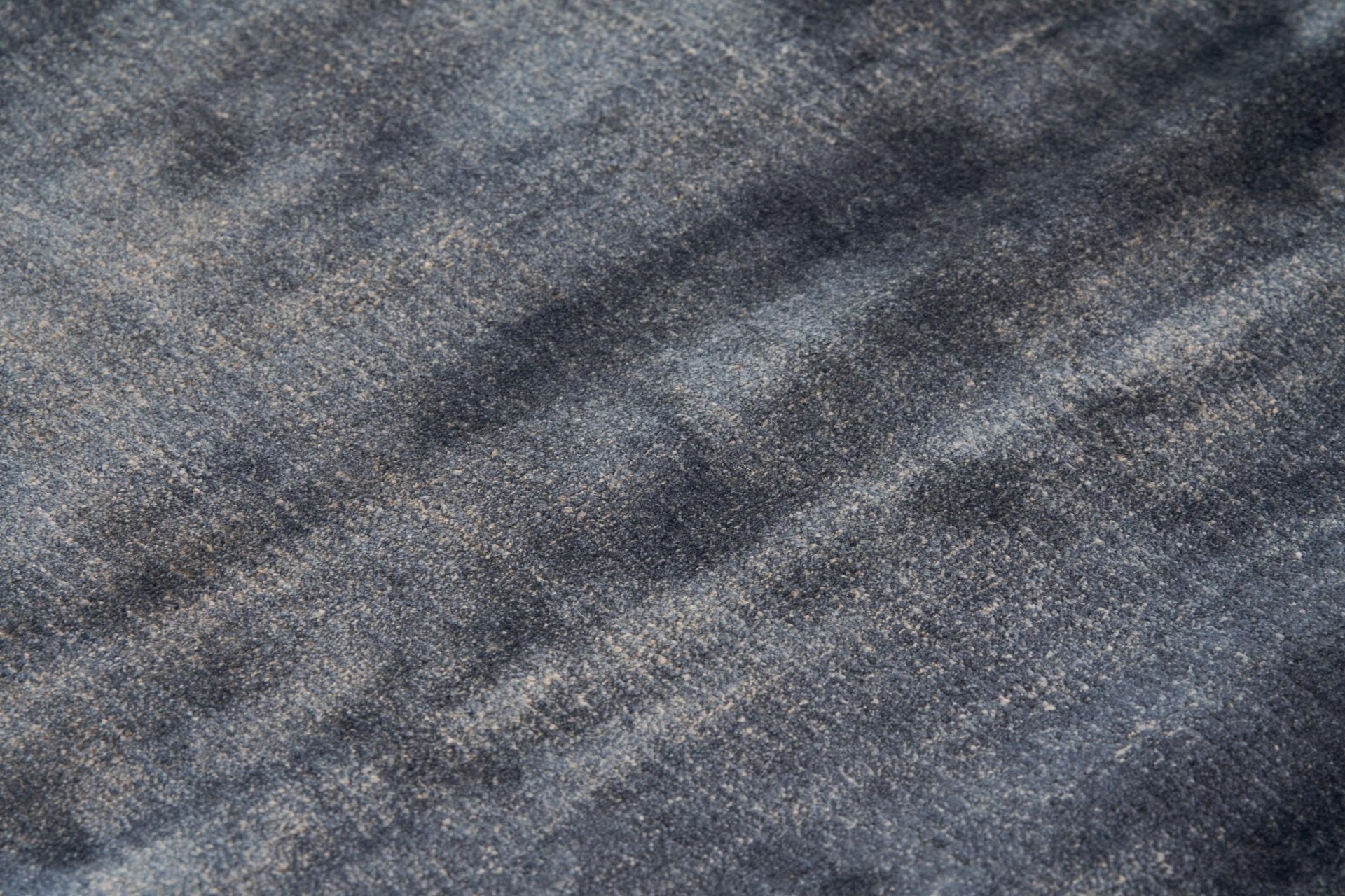 PLAIN DARK BLUE Kilimas