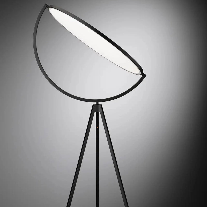 Modernus Flos Superloon LED šviestuvas su trikoju stovu