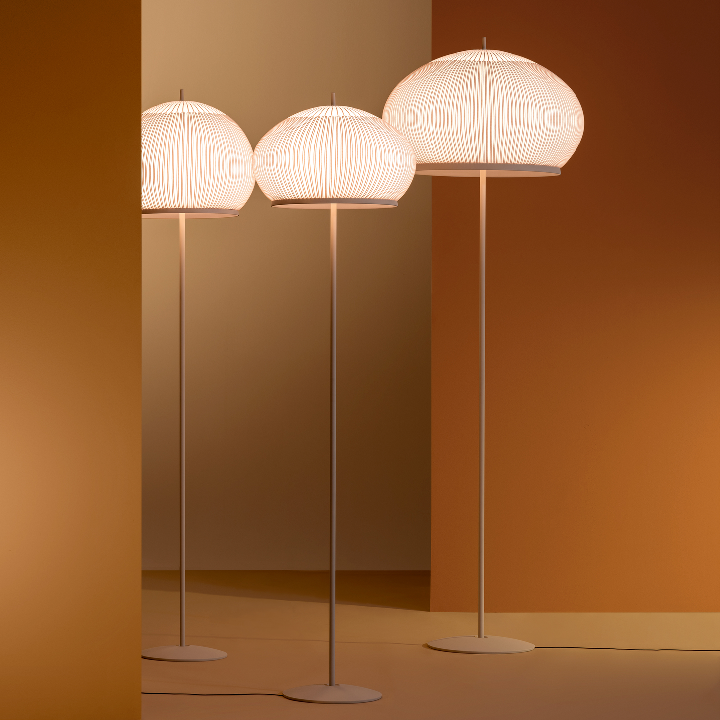 VIBIA KNIT 7480 / 7485 / 7485 pastatomas šviestuvas