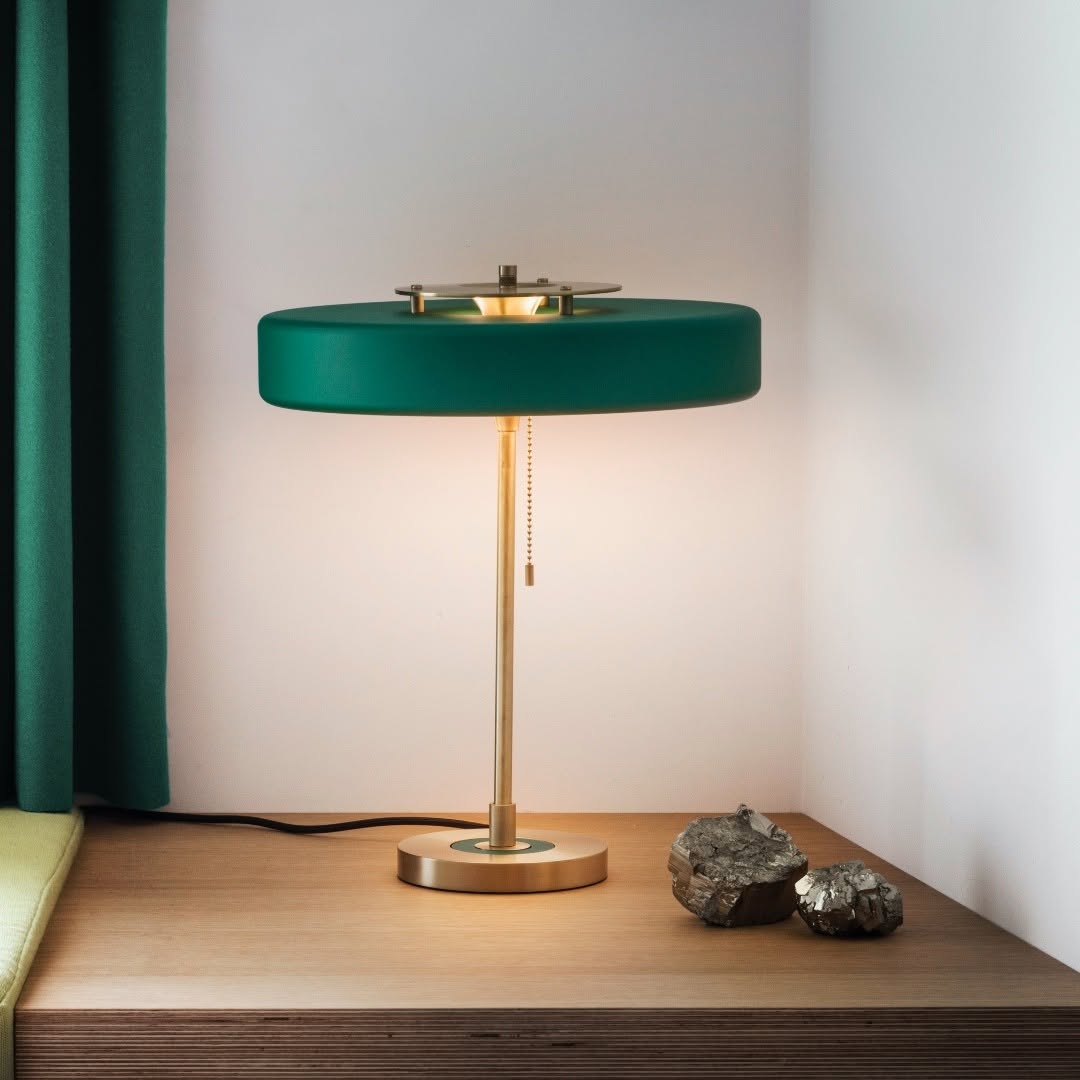 Bert Frank Revolve stalinis šviestuvas