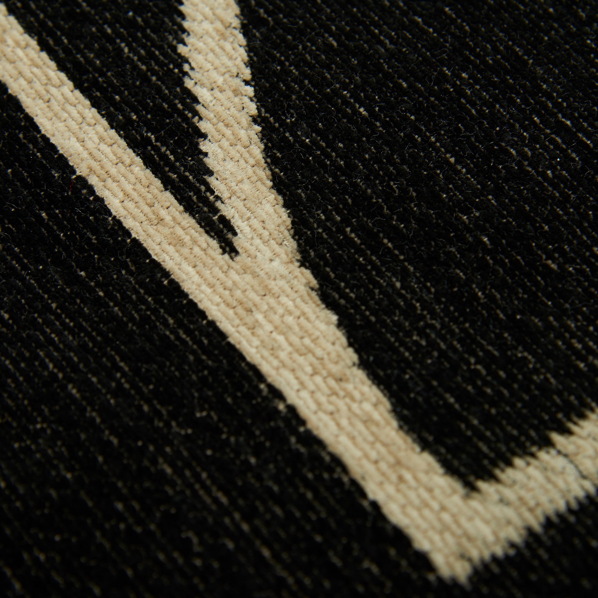 Signet black kilimo nuotrauka iš arti