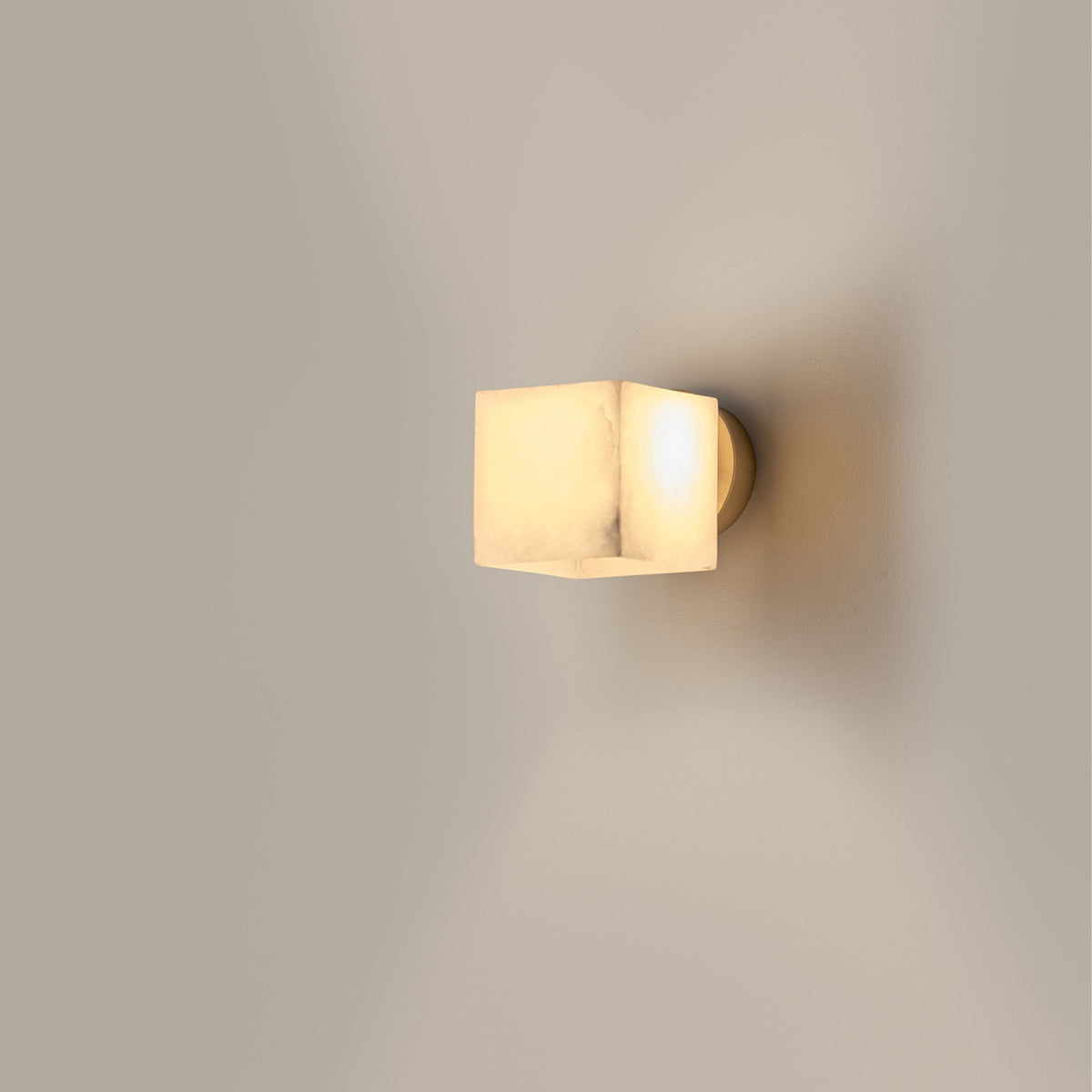 CUBIC sieninis šviestuvas