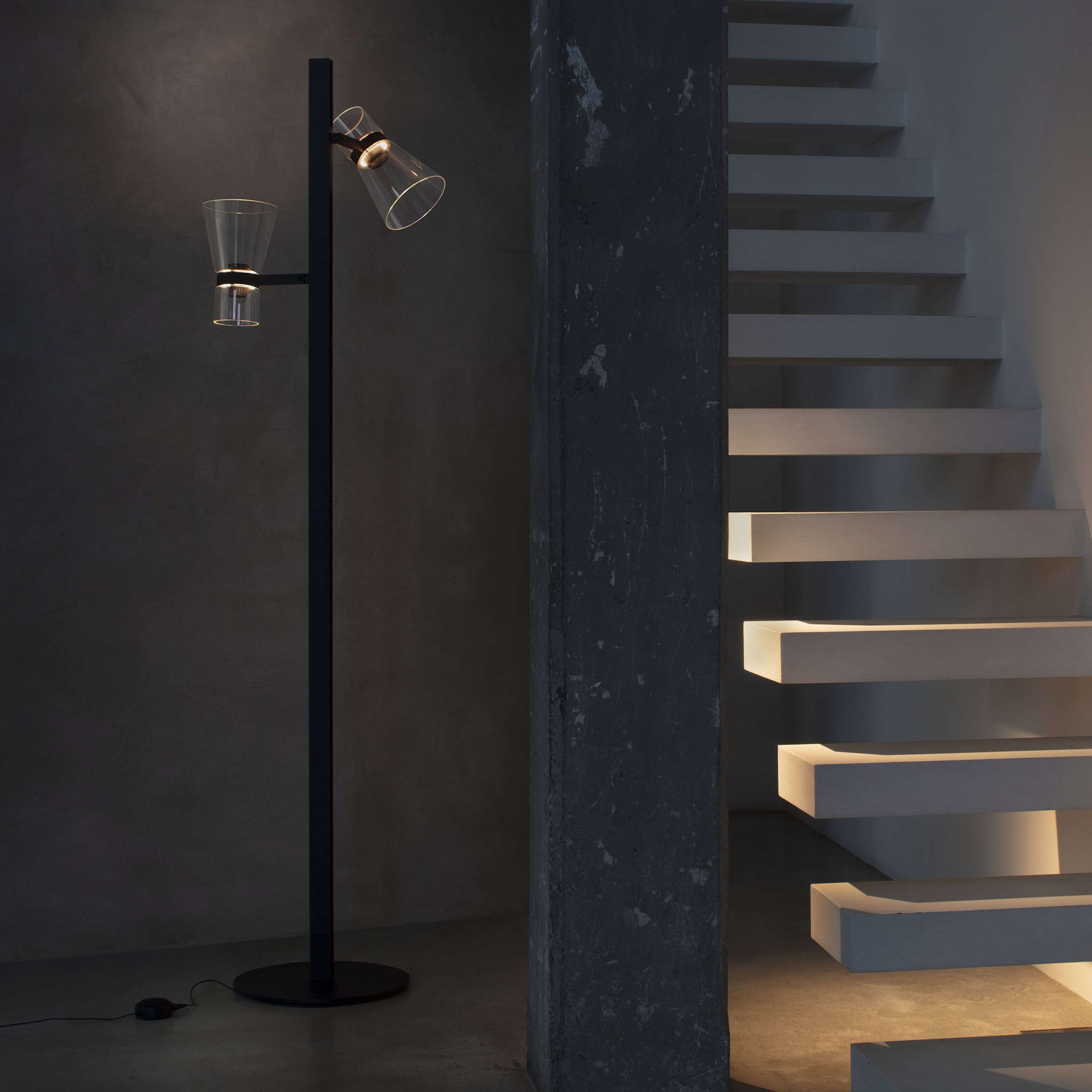 Flos Nocturne F2 Cone pastatomas šviestuvas