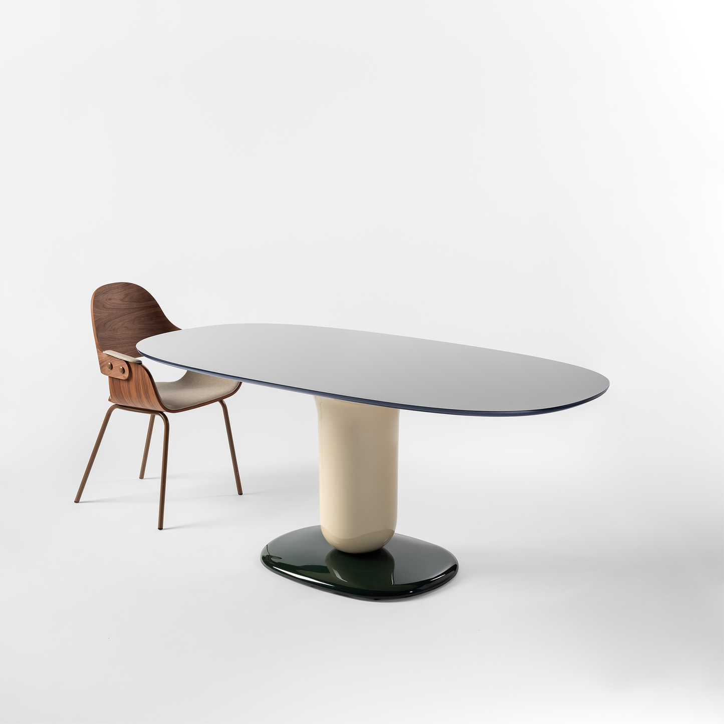 BD Barcelona Design Explorer dining table stalas