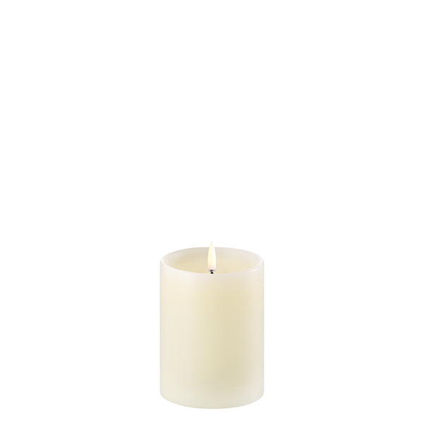 LED UYUNI Žvakė 7,8 x 10cm su paaukštintu kraštu